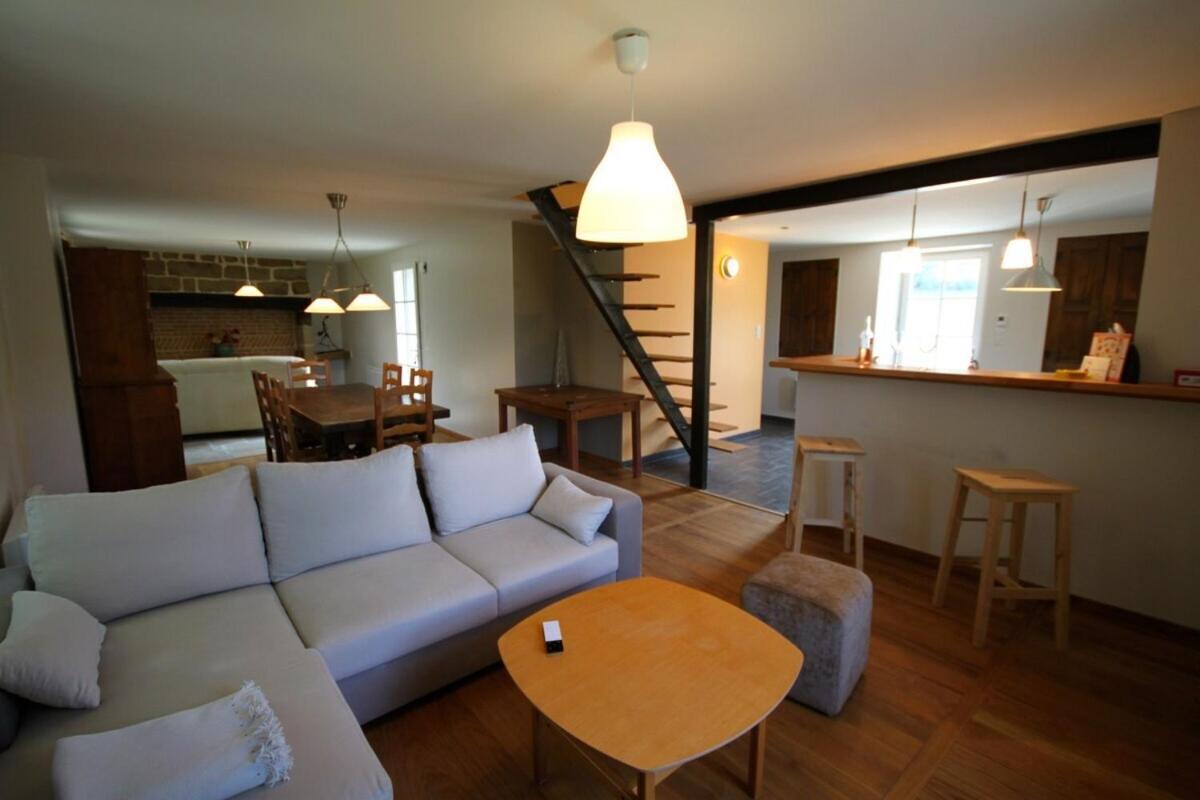 Maison De Vacances A Lissac-Sur-Couze Buitenkant foto