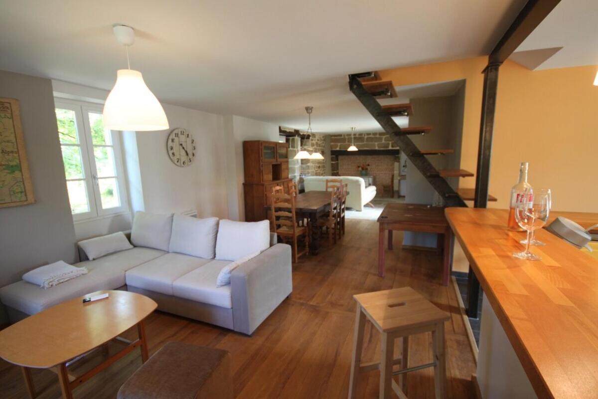 Maison De Vacances A Lissac-Sur-Couze Buitenkant foto